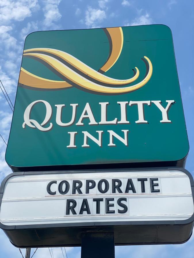 Quality Inn Пітерборо Екстер'єр фото
