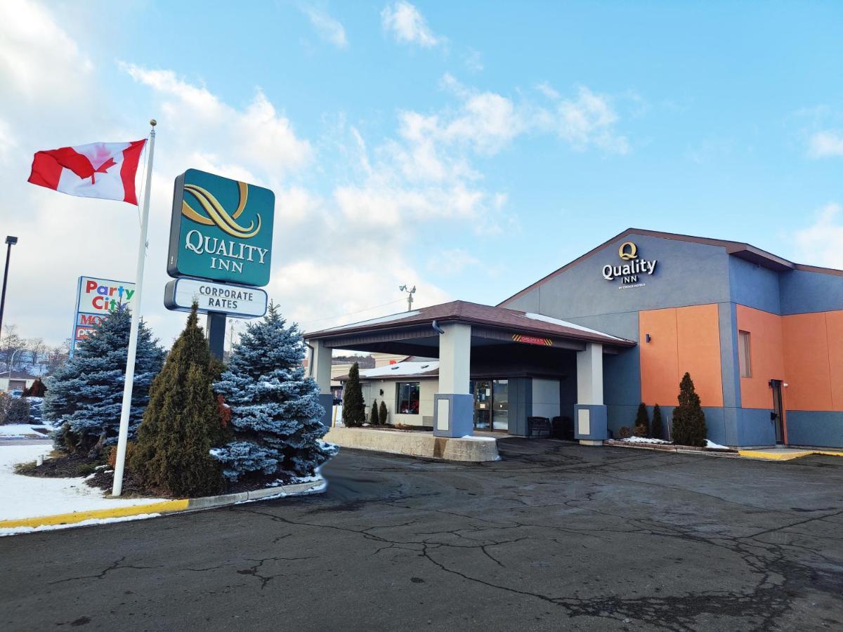 Quality Inn Пітерборо Екстер'єр фото