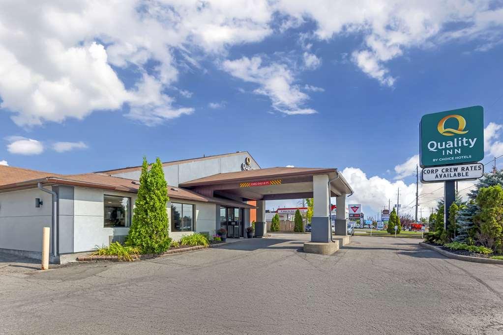 Quality Inn Пітерборо Екстер'єр фото